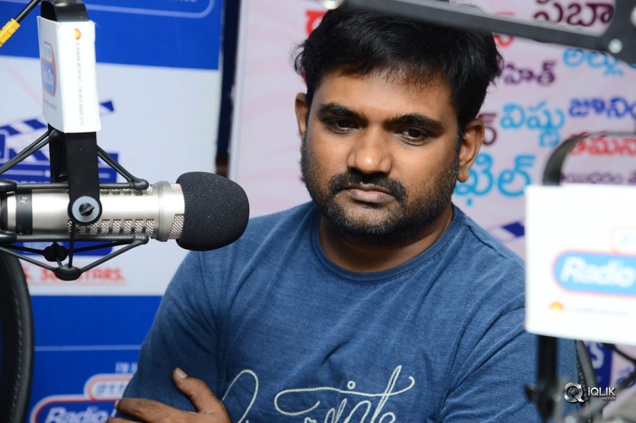 Mahanubhavudu-Movie-Team-At-Radio-City